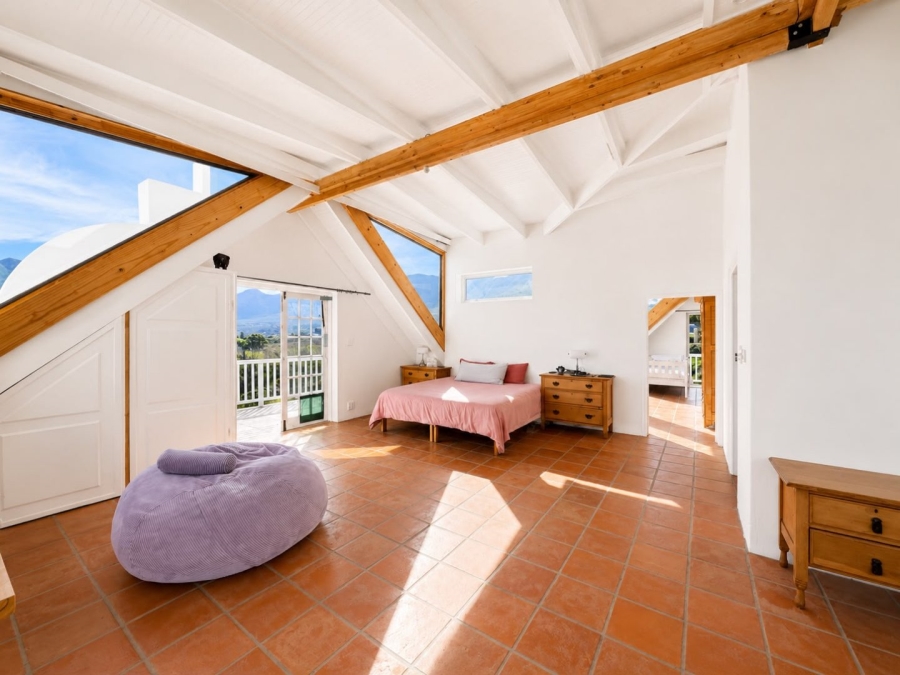 To Let 2 Bedroom Property for Rent in Crofters Valley Western Cape